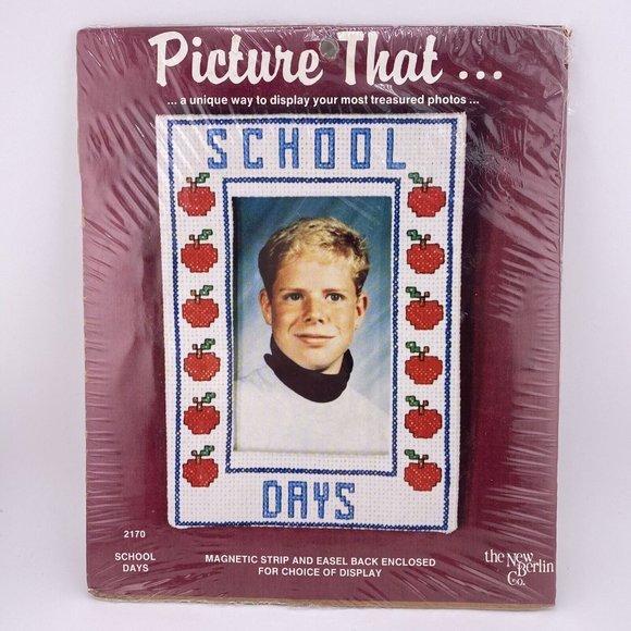 COUNTED CROSS STITCH KIT PHOTO FRAME PICTURE THAT~School Days New Berlin Co - Picture 1 of 7